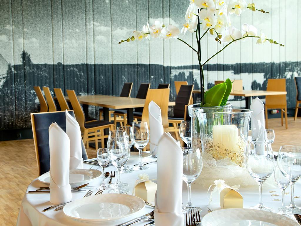 Regatta Hotel Restauracja Spa Poznań Exteriör bild